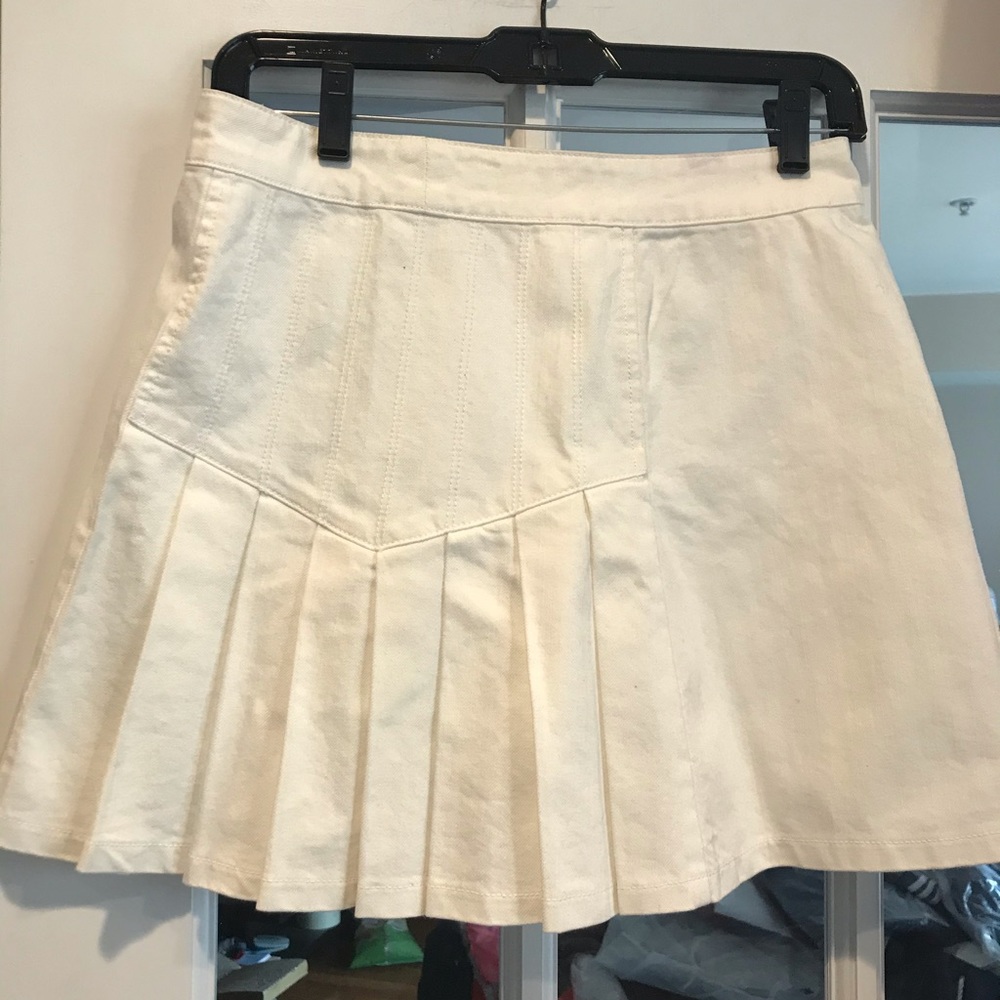 Diane von furstenberg skirt !!!Firm